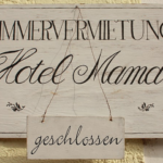 Nesthocker, Hotel Mama, bei den Eltern wohnen bleiben, wann ausziehen