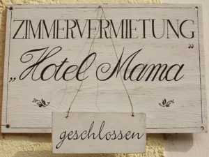 Nesthocker, Hotel Mama, bei den Eltern wohnen bleiben, wann ausziehen